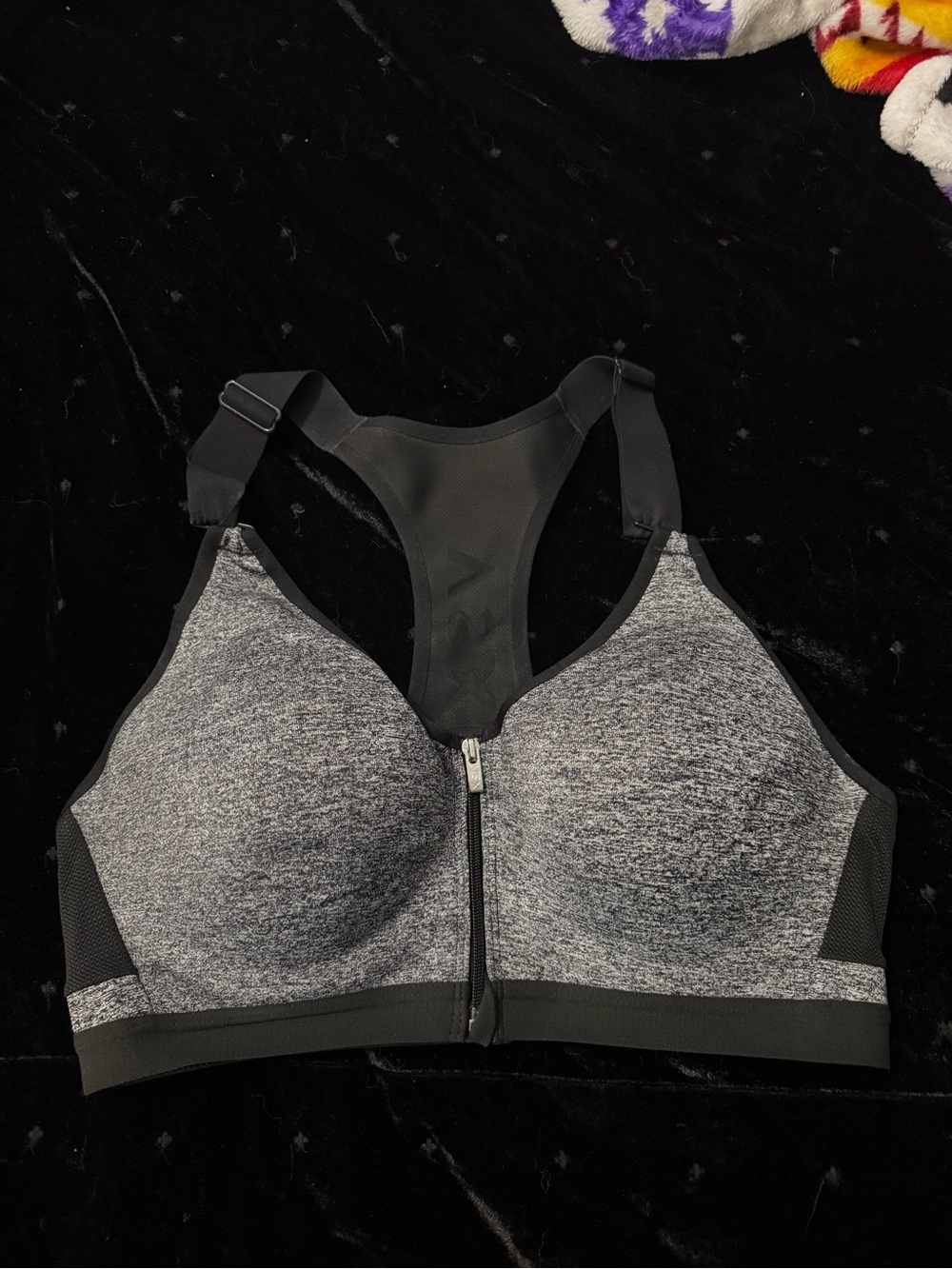 Front-Zip High Support Sports Bra - Gray/Black